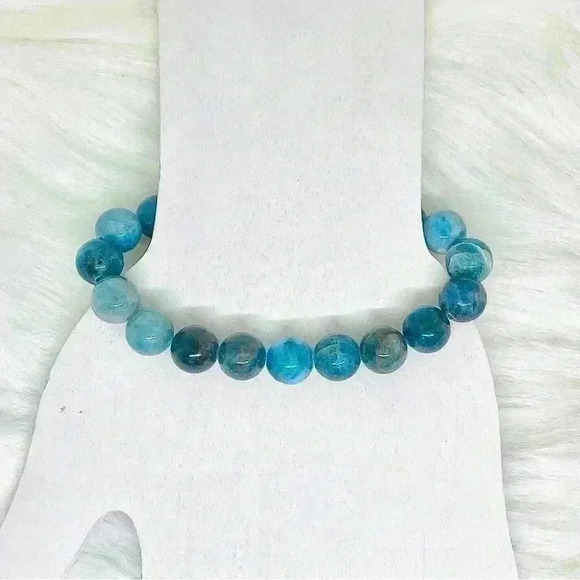 Ocean Blue Apatite Stone Bracelet - Picture 5 of 7